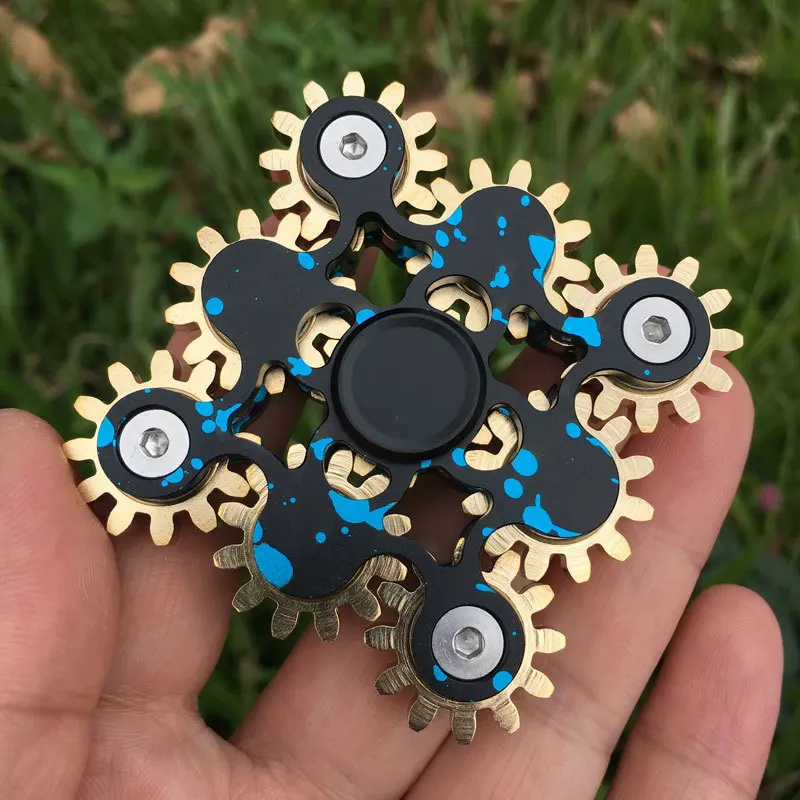 Quality Fishing Equipment - 9 Gears Hand Spinner Hohe Qualität